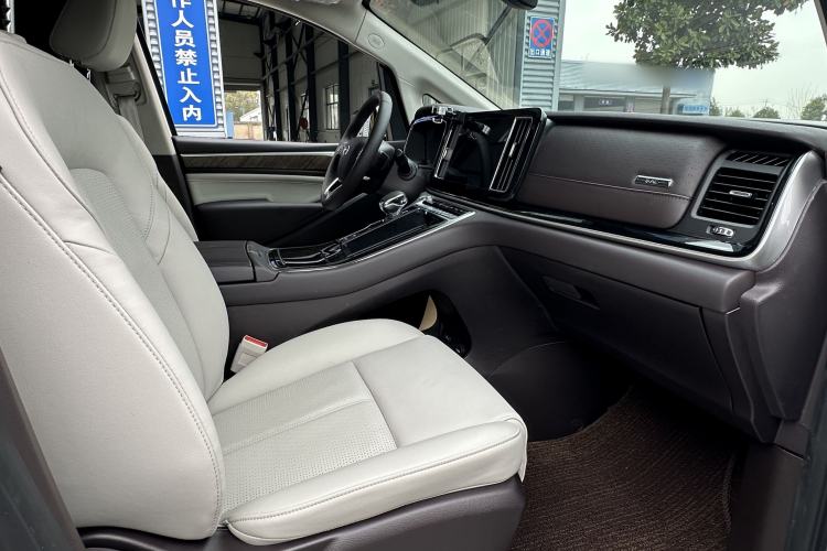 Used GAC Trumpchi M8 2021 Lingxiu Series 390T Deluxe Edition Interior 5