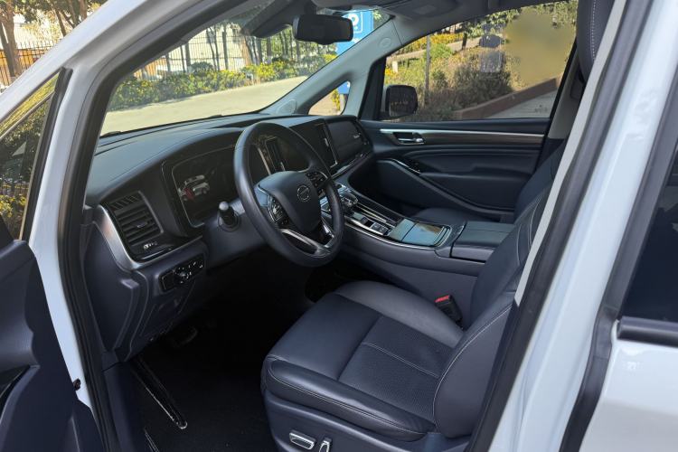 Used GAC Trumpchi M8 2021 Master Series 390T Prestige Edition Interior 5
