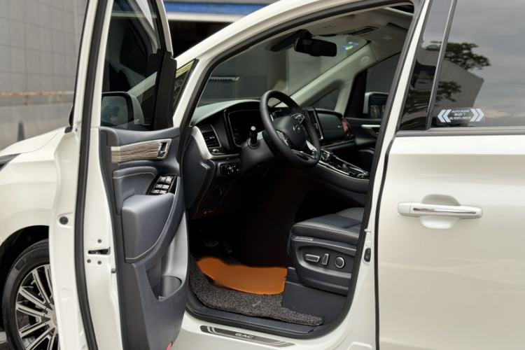 Used GAC Trumpchi M8 2021 Lingxiu Series 390T Ultimate Edition Interior 6