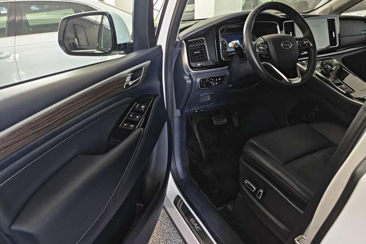 Used GAC Trumpchi M8 2021 Lingxiu Series 390T Deluxe Edition Interior 6