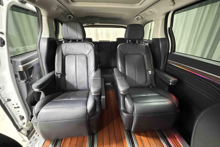 Used GAC Trumpchi M8 2021 Master Series 390T Prestige Edition Interior 6