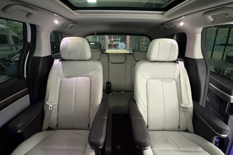 Used GAC Trumpchi M8 2021 Lingxiu Series 390T Ultimate Edition Interior 6