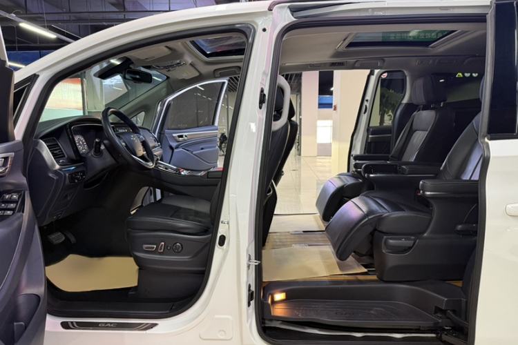 Used GAC Trumpchi M8 2021 Lingxiu Series 390T Deluxe Edition Interior 6