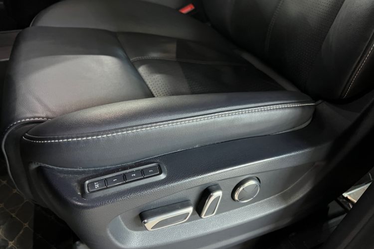 Used GAC Trumpchi M8 2021 Lingxiu Series 390T Ultimate Edition Interior 8