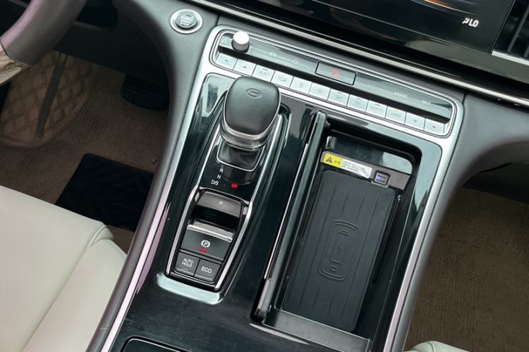 Used GAC Trumpchi M8 2021 Revised Version Lingxiu Series 390T Luxury Edition Interior 8