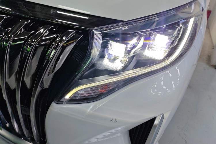 Used GAC Trumpchi M8 2021 Master Series 390T Prestige Edition Left Front Headlight