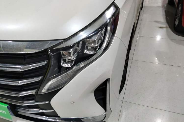 Used GAC Trumpchi M8 2021 Lingxiu Series 390T Deluxe Edition Left Front Headlight