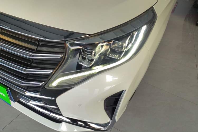 Used GAC Trumpchi M8 2021 Lingxiu Series 390T Deluxe Edition Left Front Headlight