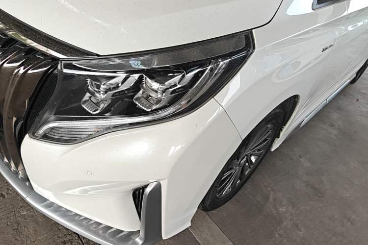Used GAC Trumpchi M8 2021 Master Series 390T Ultimate Edition Left Front Headlight