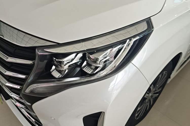 Used GAC Trumpchi M8 2021 Lingxiu Series 390T Ultimate Edition Left Front Headlight
