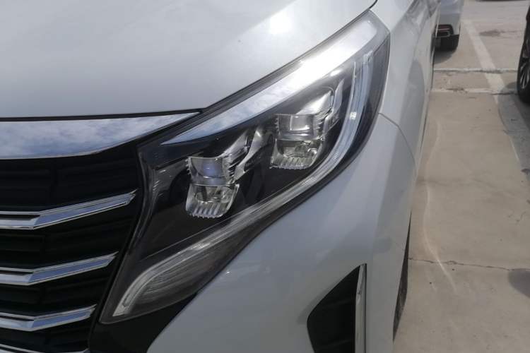 Used GAC Trumpchi M8 2021 Revised Version Lingxiu Series 390T Luxury Edition Left Front Headlight