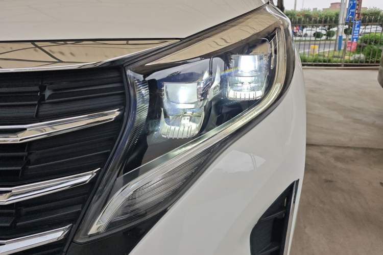 Used GAC Trumpchi M8 2021 Lingxiu Series 390T Deluxe Edition Left Front Headlight