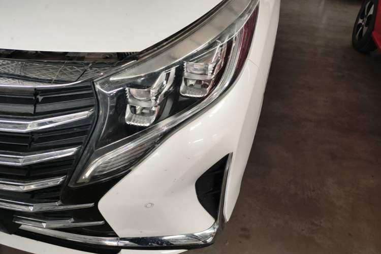 Used GAC Trumpchi M8 2021 Lingxiu Series 390T Deluxe Edition Left Front Headlight