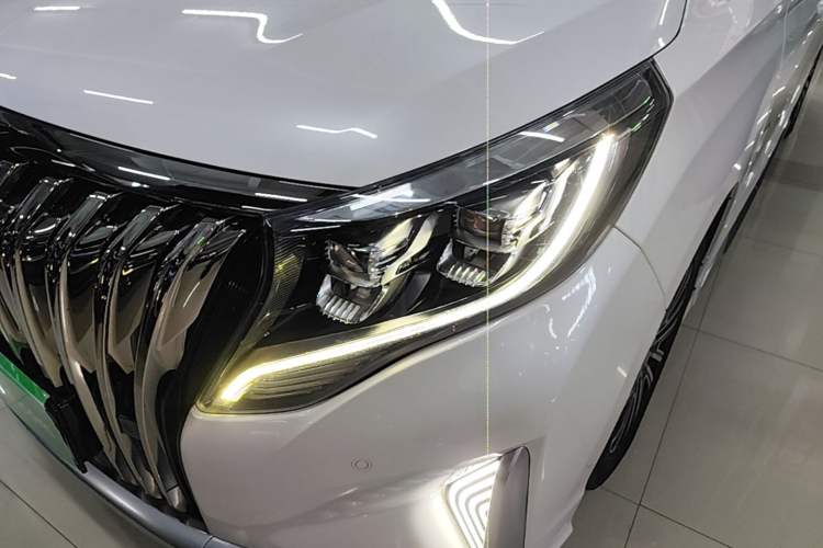 Used GAC Trumpchi M8 2021 Master Series 390T Prestige Edition Left Front Headlight