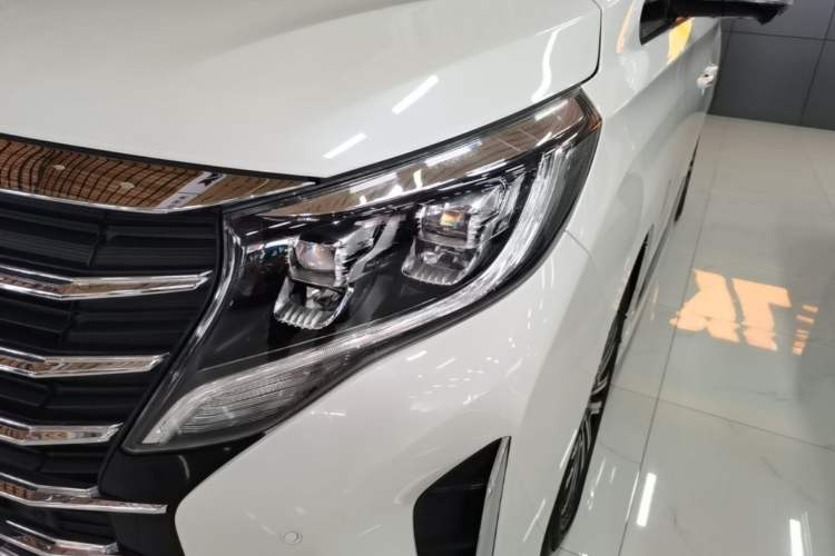Used GAC Trumpchi M8 2021 Lingxiu Series 390T Ultimate Edition Left Front Headlight