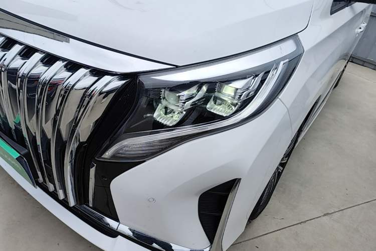 Used GAC Trumpchi M8 2021 Lingxiu Series 390T Deluxe Edition Left Front Headlight