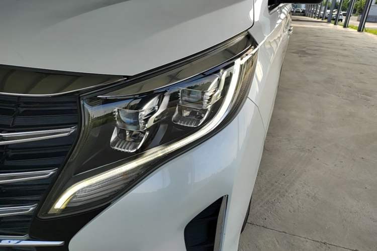 Used GAC Trumpchi M8 2021 Revised Version Lingxiu Series 390T Luxury Edition Left Front Headlight