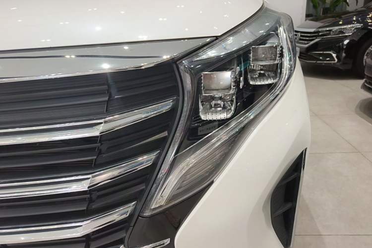 Used GAC Trumpchi M8 2021 Lingxiu Series 390T Luxury Edition Left Front Headlight
