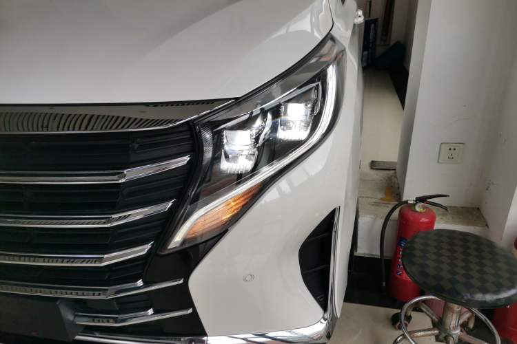 Used GAC Trumpchi M8 2021 Lingxiu Series 390T Deluxe Edition Left Front Headlight