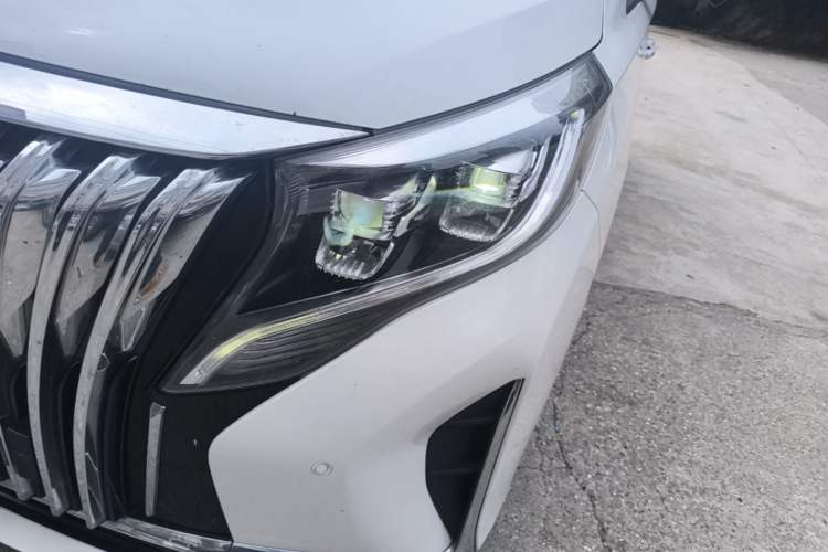 Used GAC Trumpchi M8 2021 Lingxiu Series 390T Ultimate Edition Left Front Headlight
