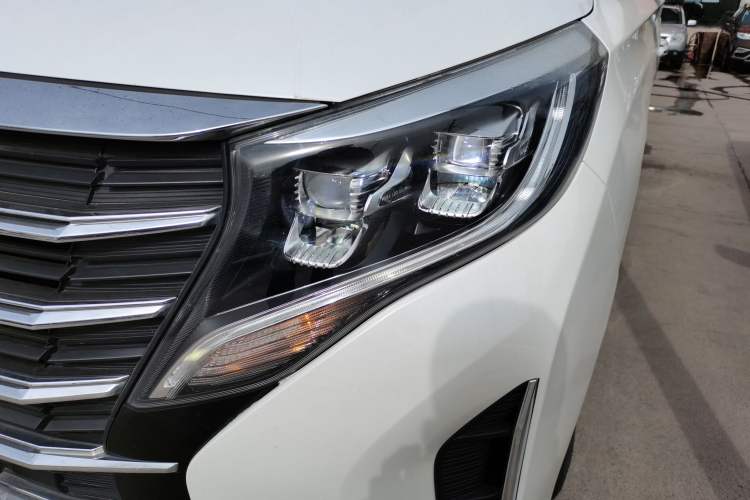 Used GAC Trumpchi M8 2021 Lingxiu Series 390T Luxury Edition Left Front Headlight