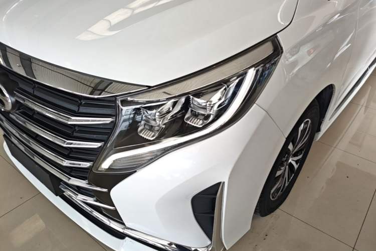 Used GAC Trumpchi M8 2021 Lingxiu Series 390T Deluxe Edition Left Front Headlight
