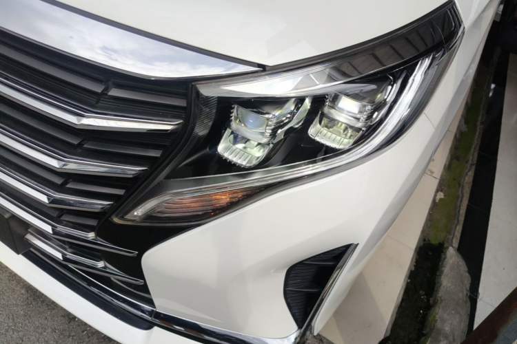 Used GAC Trumpchi M8 2021 Revised Version Lingxiu Series 390T Luxury Edition Left Front Headlight
