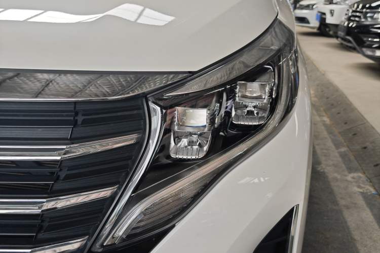 Used GAC Trumpchi M8 2021 Lingxiu Series 390T Luxury Edition Left Front Headlight