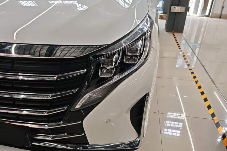 Used GAC Trumpchi M8 2021 Lingxiu Series 390T Deluxe Edition Left Front Headlight