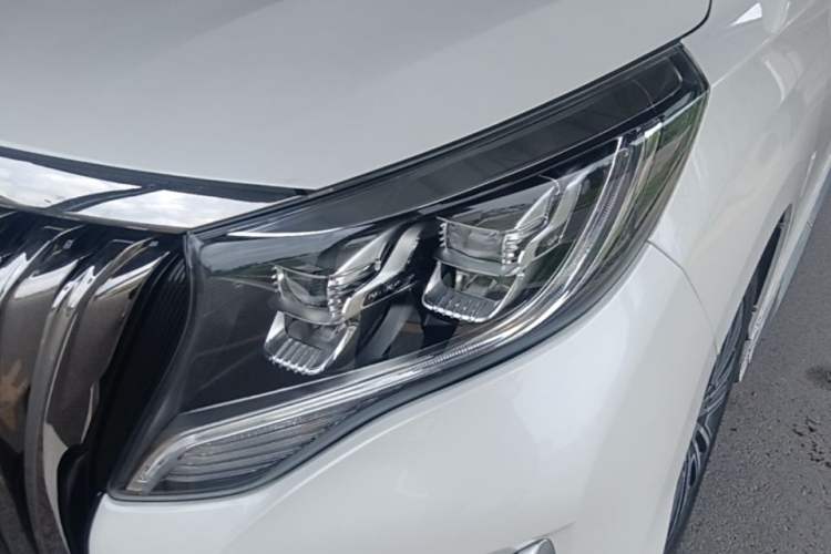 Used GAC Trumpchi M8 2021 Master Series 390T Prestige Edition Left Front Headlight