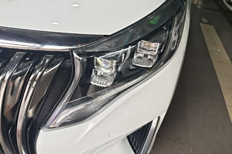 Used GAC Trumpchi M8 2021 Master Series 390T Ultimate Edition Left Front Headlight