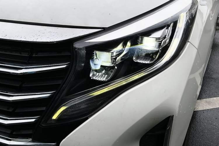 Used GAC Trumpchi M8 2021 Lingxiu Series 390T Deluxe Edition Left Front Headlight