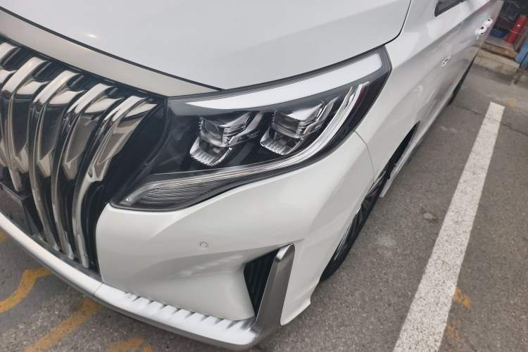 Used GAC Trumpchi M8 2021 Master Series 390T Ultimate Edition Left Front Headlight