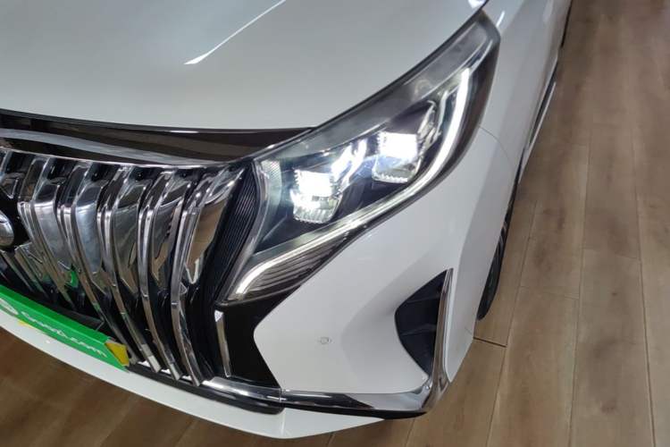 Used GAC Trumpchi M8 2021 Lingxiu Series 390T Deluxe Edition Left Front Headlight