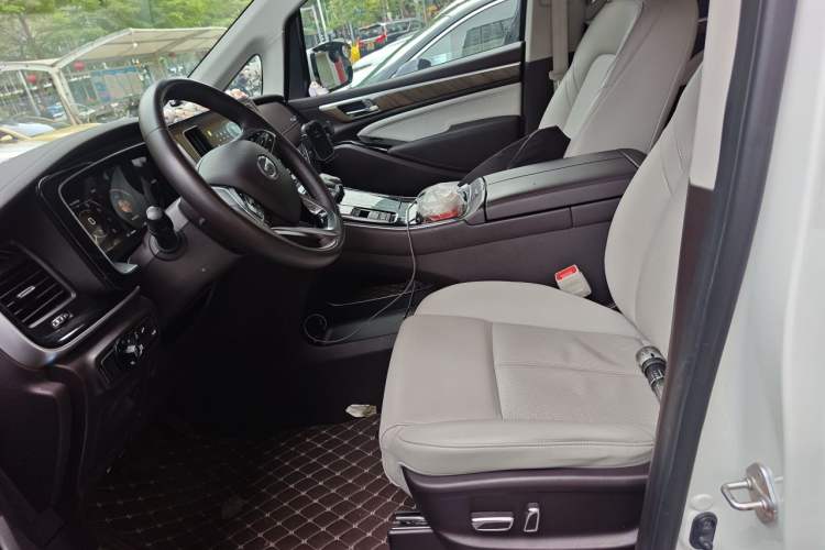 Used GAC Trumpchi M8 2021 Master Series 390T Prestige Edition Left Front Seat