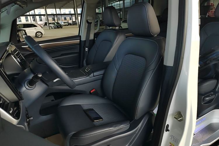 Used GAC Trumpchi M8 2021 Revised Version Lingxiu Series 390T Luxury Edition Left Front Seat
