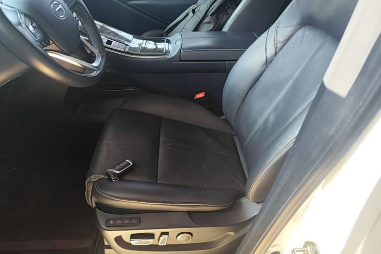 Used GAC Trumpchi M8 2021 Lingxiu Series 390T Ultimate Edition Left Front Seat