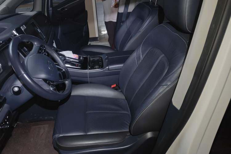 Used GAC Trumpchi M8 2021 Lingxiu Series 390T Deluxe Edition Left Front Seat