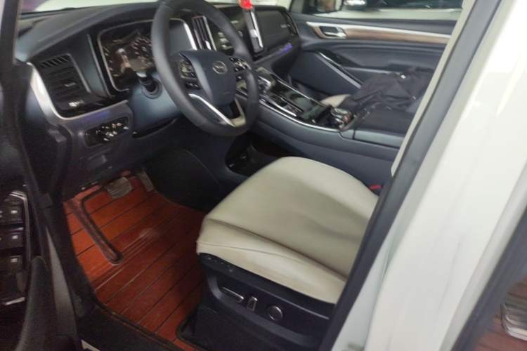Used GAC Trumpchi M8 2021 Master Series 390T Ultimate Edition Left Front Seat