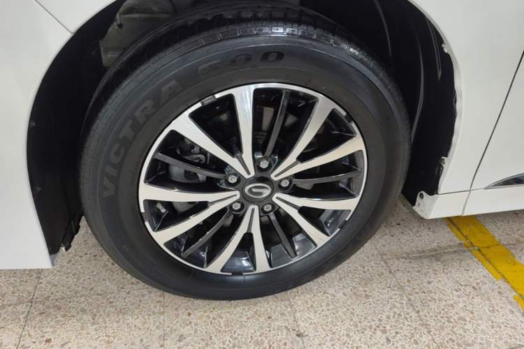 Used GAC Trumpchi M8 2021 Lingxiu Series 390T Deluxe Edition Left Front Wheel Hub