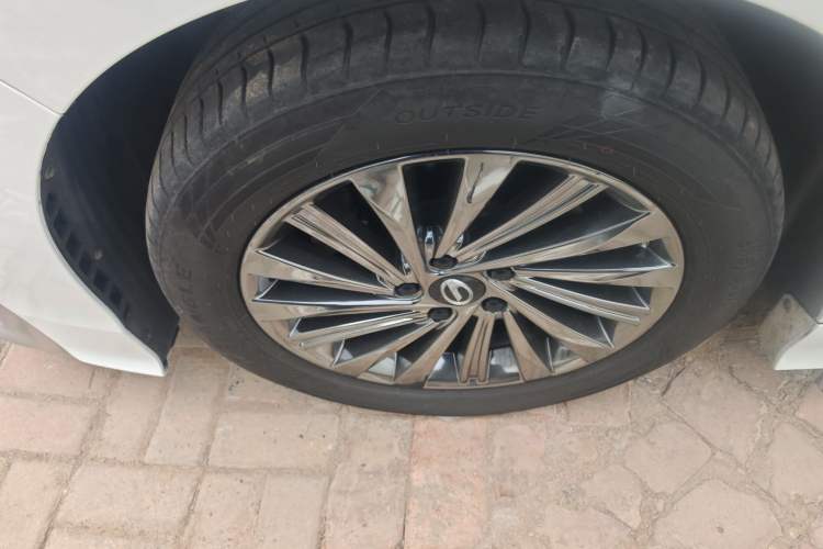 Used GAC Trumpchi M8 2021 Master Series 390T Ultimate Edition Left Front Wheel Hub