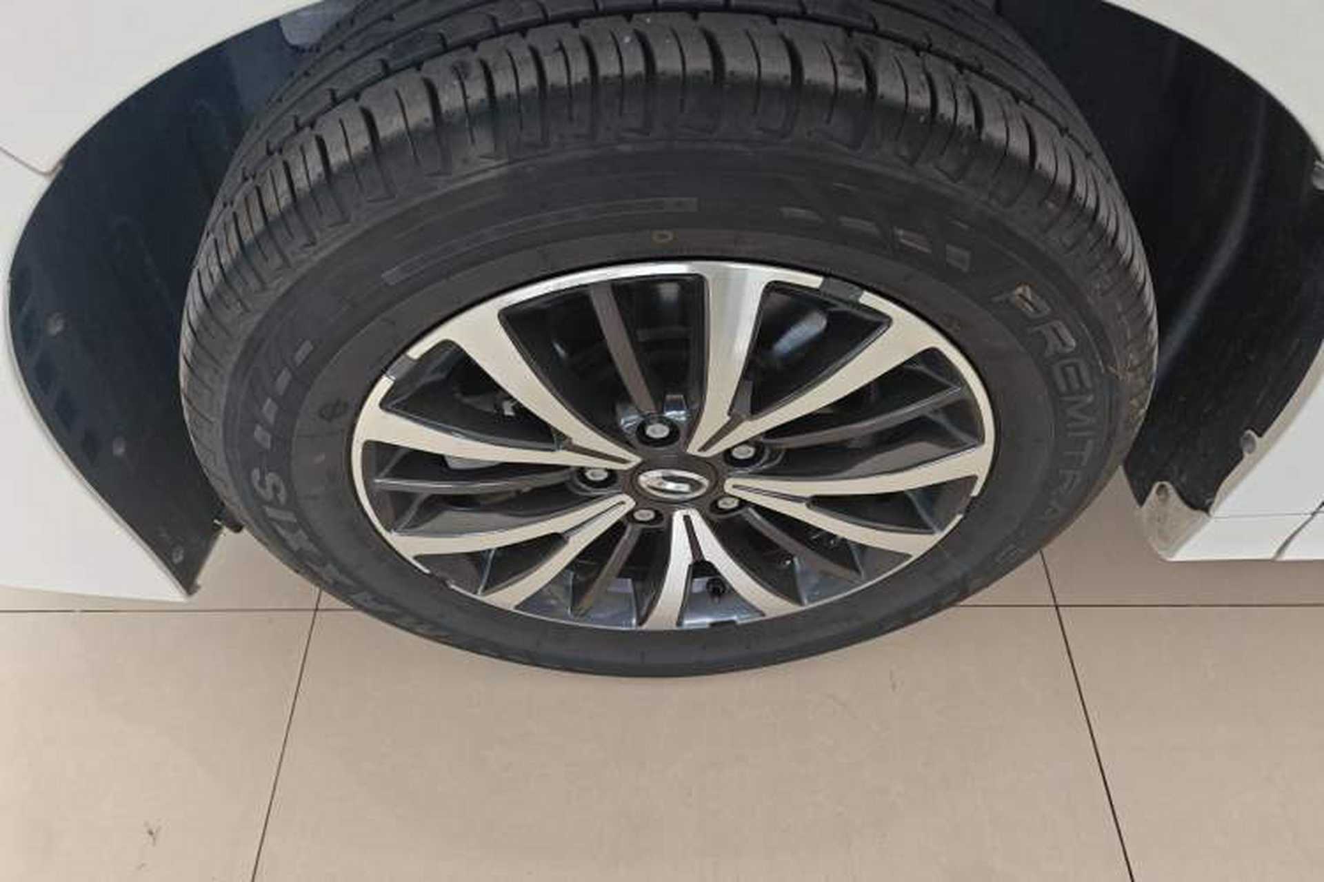 Used GAC Trumpchi M8 2021 Lingxiu Series 390T Deluxe Edition Left Front Wheel Hub