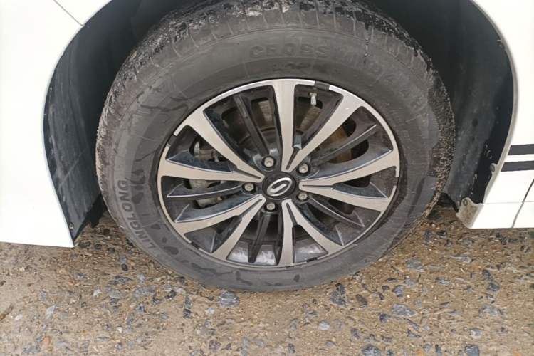Used GAC Trumpchi M8 2021 Lingxiu Series 390T Deluxe Edition Left Front Wheel Hub