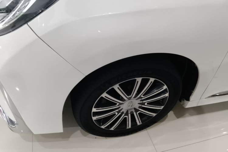 Used GAC Trumpchi M8 2021 Lingxiu Series 390T Deluxe Edition Left Front Wheel Hub