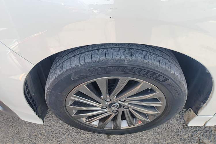 Used GAC Trumpchi M8 2021 Master Series 390T Ultimate Edition Left Front Wheel Hub