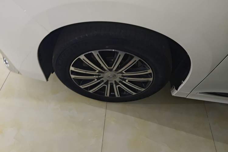 Used GAC Trumpchi M8 2021 Lingxiu Series 390T Deluxe Edition Left Front Wheel Hub