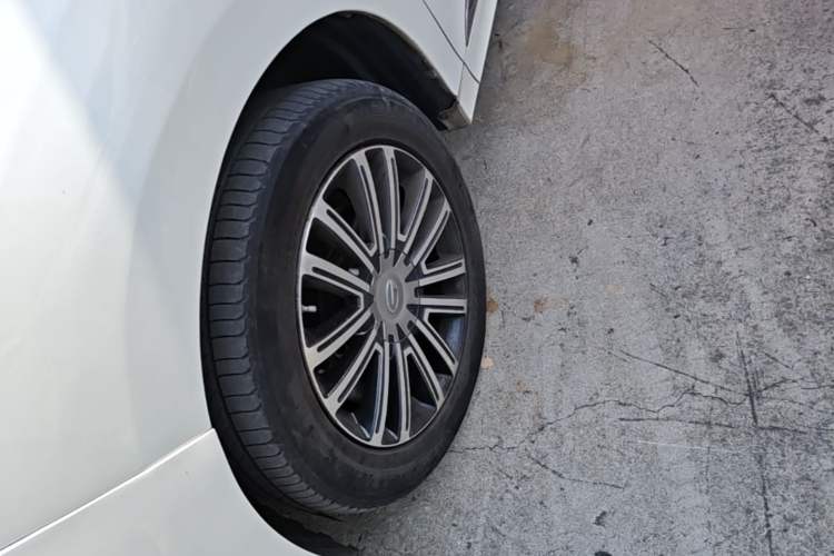 Used GAC Trumpchi M8 2021 Lingxiu Series 390T Ultimate Edition Left Front Wheel Hub