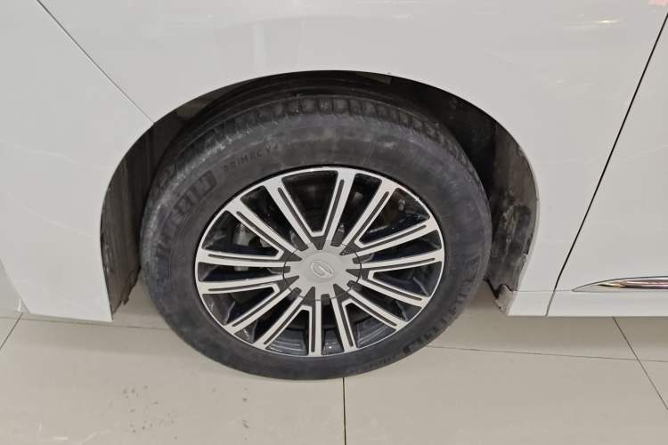 Used GAC Trumpchi M8 2021 Lingxiu Series 390T Deluxe Edition Left Front Wheel Hub