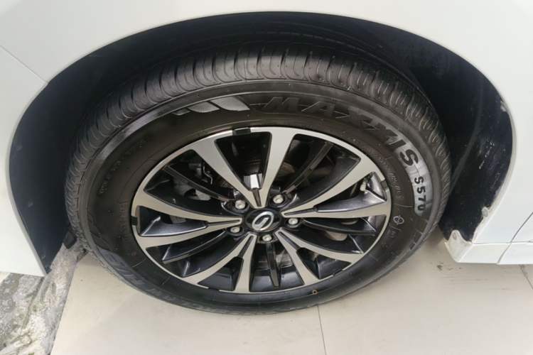 Used GAC Trumpchi M8 2021 Revised Version Lingxiu Series 390T Luxury Edition Left Front Wheel Hub