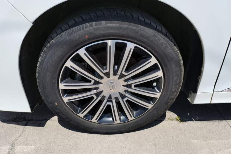 Used GAC Trumpchi M8 2021 Lingxiu Series 390T Deluxe Edition Left Front Wheel Hub